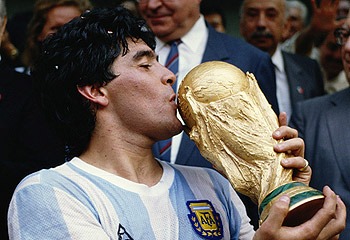 克羅斯展現,超凡,引領關注高,百姓彩票,彩票平台,快速投注,在线开奖,彩票玩法